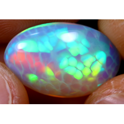 Opale éthiopienne 5.10 carats TOP GRADE