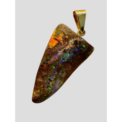 Pendentif opale boulder 39.35 carats