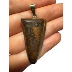 Pendentif opale boulder 39.35 carats