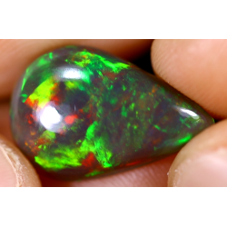 Opale éthiopienne 4.80 carats TOP GRADE