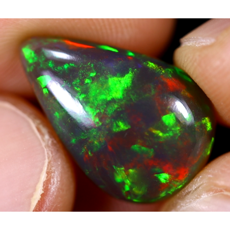 Opale éthiopienne 4.80 carats TOP GRADE