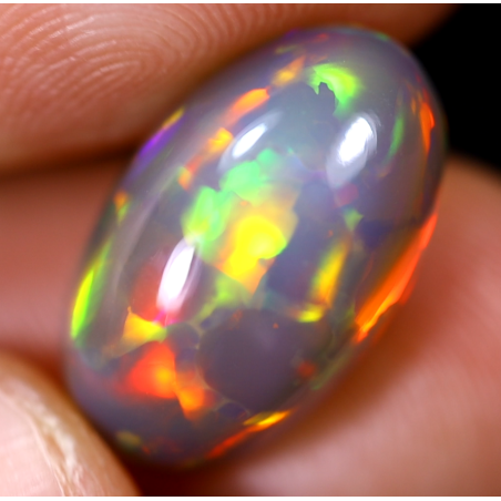 Opale éthiopienne 5.60 carats TOP GRADE