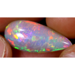 Opale éthiopienne 5.65 carats TOP GRADE
