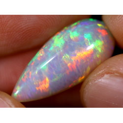 Opale éthiopienne 5.65 carats TOP GRADE