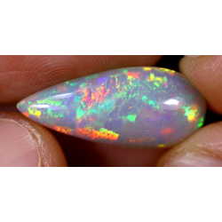 Opale éthiopienne 5.65 carats TOP GRADE