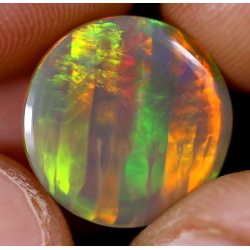 Opale éthiopienne 6.05 carats TOP GRADE