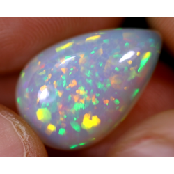 Opale éthiopienne 6.50 carats TOP GRADE