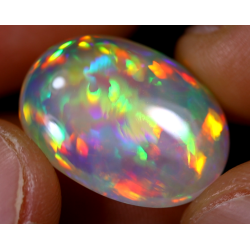 Opale éthiopienne 8,50 carats TOP GRADE