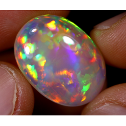 Opale éthiopienne 8,50 carats TOP GRADE