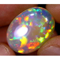Opale éthiopienne 8,50 carats TOP GRADE