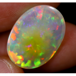 Opale éthiopienne 8,50 carats TOP GRADE