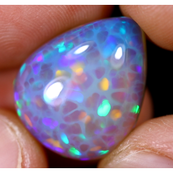 Opale éthiopienne 11.35 carats TOP GRADE