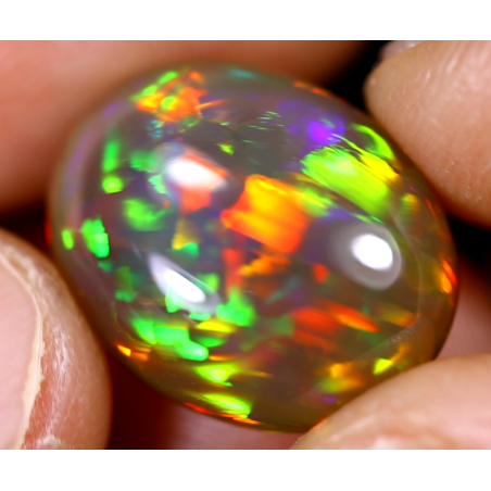 Opale éthiopienne 9.20 carats TOP GRADE