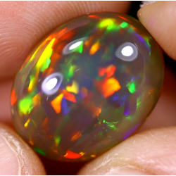 Opale éthiopienne 9.20 carats TOP GRADE