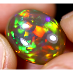 Opale éthiopienne 9.20 carats TOP GRADE
