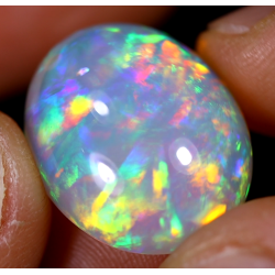 Opale éthiopienne rainbow crystal 9.70 carats TOP GRADE
