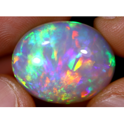 Opale éthiopienne rainbow crystal 9.70 carats TOP GRADE
