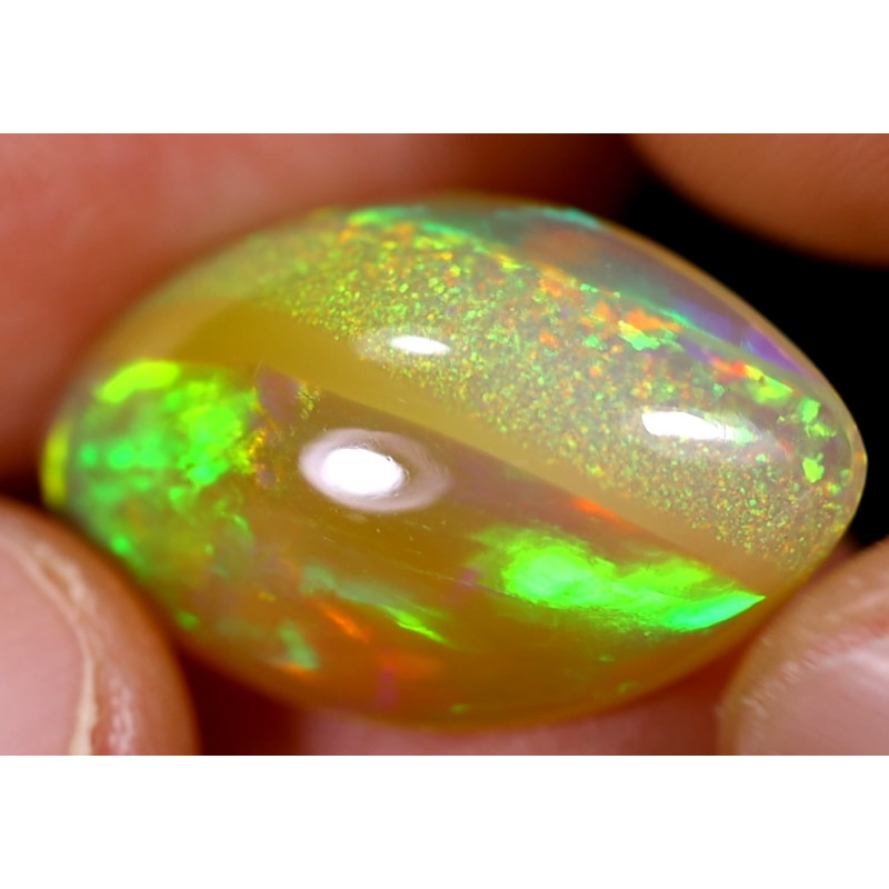 Opale éthiopienne 8.95 carats TOP GRADE