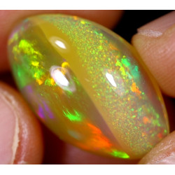 Opale éthiopienne 8.95 carats TOP GRADE
