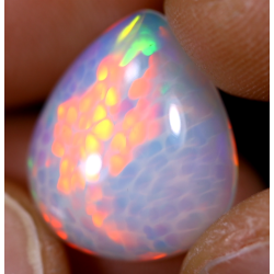 Opale éthiopienne 5.80 carats TOP GRADE