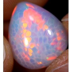 Opale éthiopienne 5.80 carats TOP GRADE