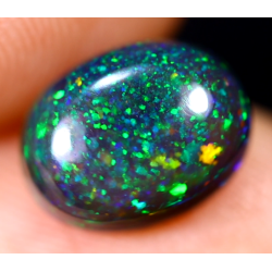 Opale éthiopienne AAA 2.05 carats