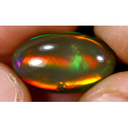 Opale éthiopienne 6.45 carats TOP GRADE