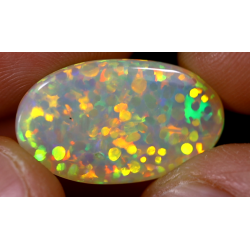 Opale éthiopienne rainbow 9.55 carats TOP GRADE