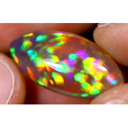 Opale éthiopienne 8,05 carats TOP GRADE