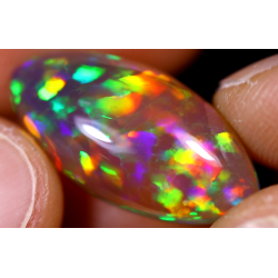 Opale éthiopienne 8,05 carats TOP GRADE