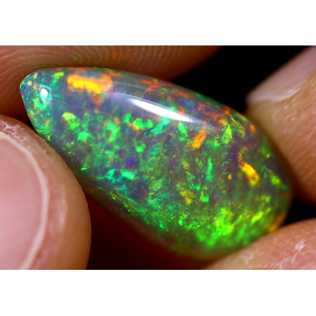 Opale éthiopienne 4.45 carats TOP GRADE