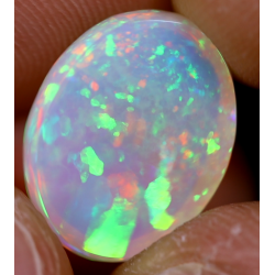 Opale éthiopienne 5.45 carats TOP GRADE