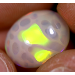 Opale éthiopienne 5.10 carats TOP GRADE