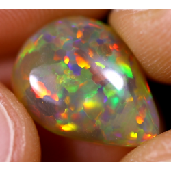 Opale éthiopienne 3,65 carats TOP GRADE