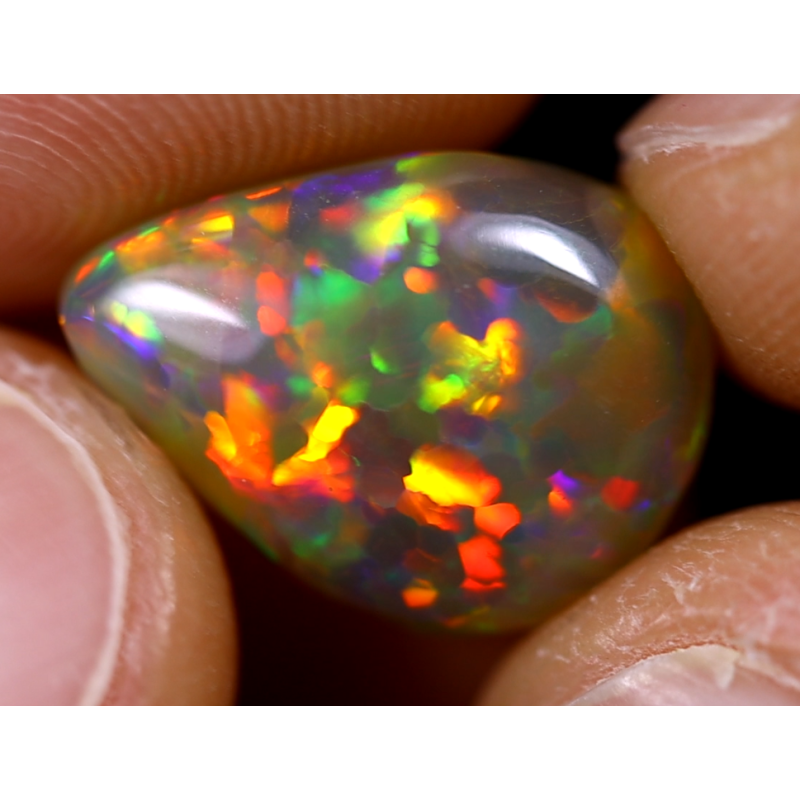 Opale éthiopienne 3,65 carats TOP GRADE