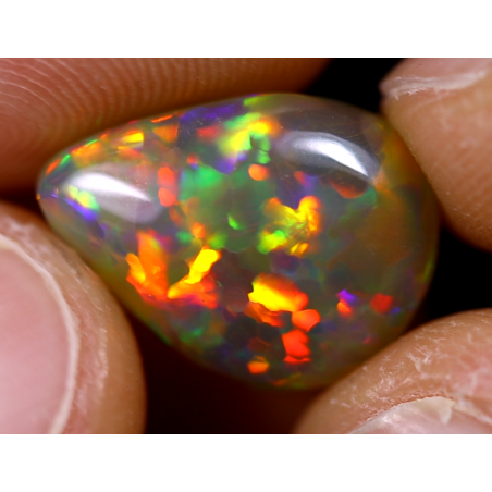 Opale éthiopienne 3,65 carats TOP GRADE