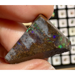 Opale Boulder semi brute