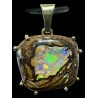 Pendentif opale boulder noix de yowah 28.80 carats