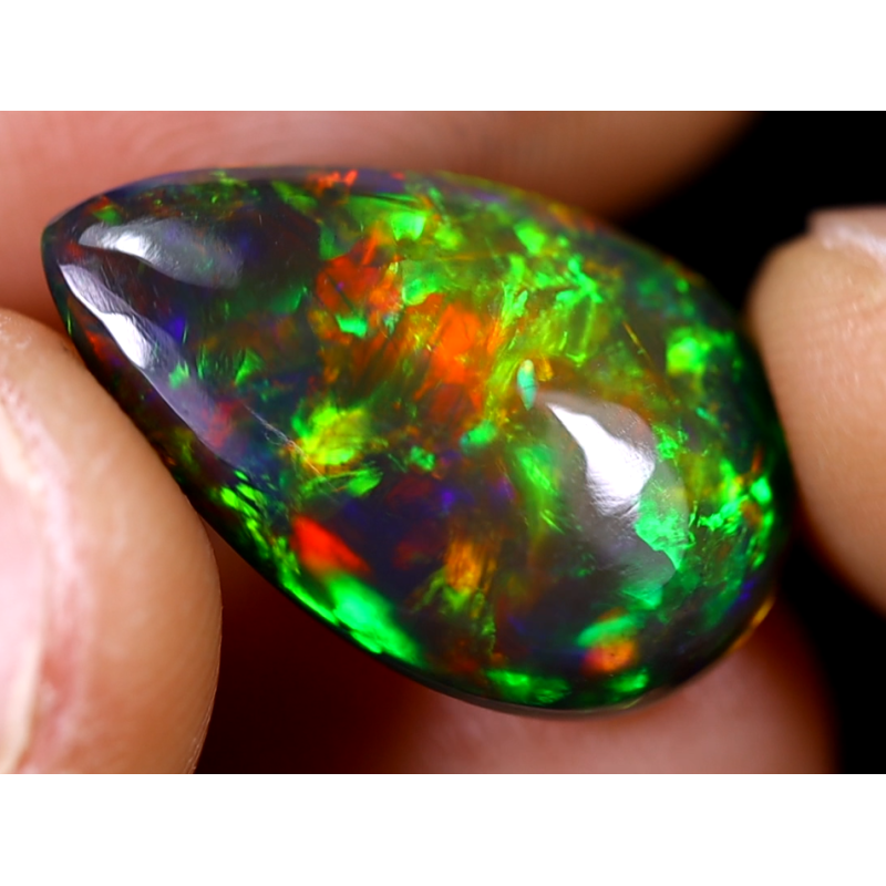 Opale éthiopienne TOP GRADE 6.26 carats