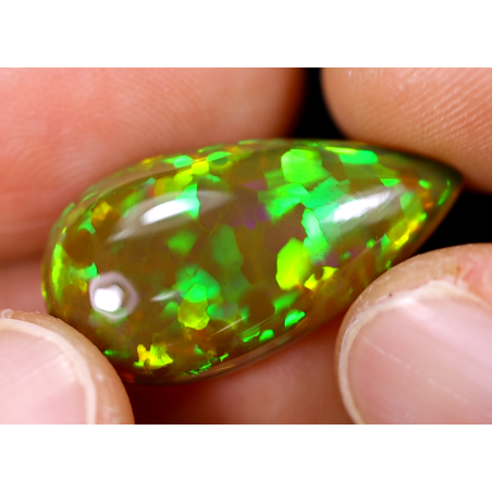 Opale éthiopienne 8.73 carats TOP GRADE