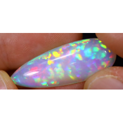 Opale éthiopienne 12,46 carats TOP GRADE