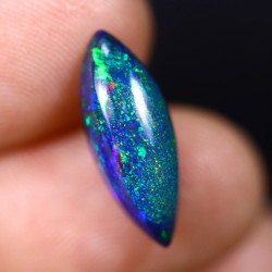 Opale éthiopienne TOP GRADE 2.77 carats